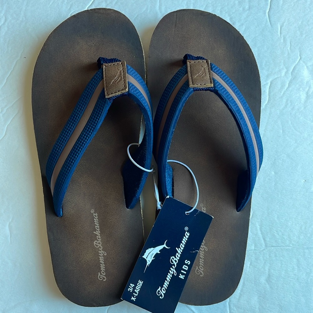 NWT Tommy Bahama Kids Blue Flip Flops